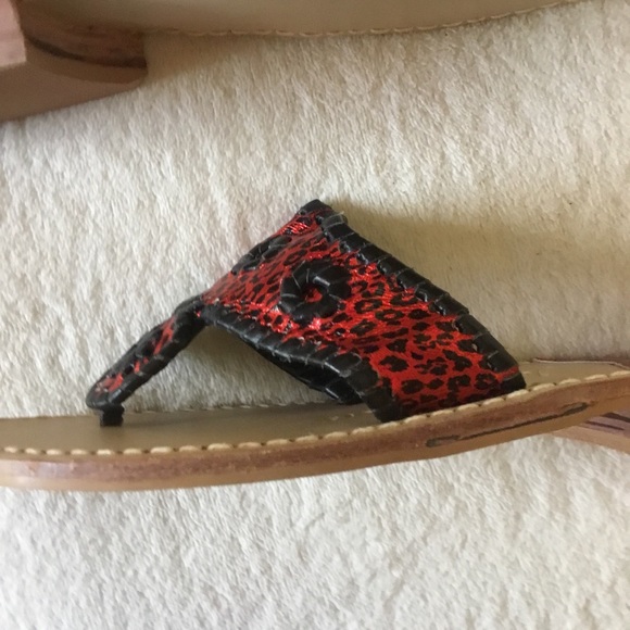 New Jack Rogers red metallic leopard print sandals - Picture 4 of 8